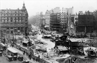 Vue des travaux à paris en 1926, pour la construction du boulevard Haussmann, 74 ans apres le