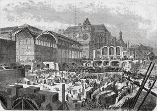 Les travaux du baron Haussmann à Paris, novembre 1866. La construction du nouveau pavillon des