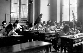 Ecole Normale Supérieure d'enseignement secondaire pour les jeunes filles en 1928