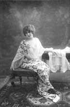 Photographie de mode du début du 20e siècle (1900-1914).  Collection Talbot. MODE