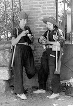 Deux miliciennes espagnoles, 1936
