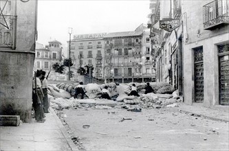 Fightings in the streets of Toledo, 1936