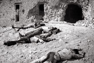 Cadavres de miliciens à Tolède en octobre 1936