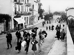 Spanish refugees near the French frontier, 1936