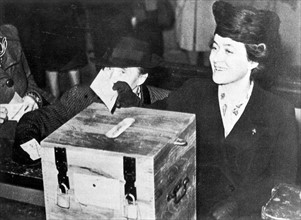 Vote des femmes en 1945.