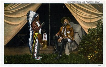 Carte postale représentant le chef indien Sioux "Iron Tail " et Buffalo Bill