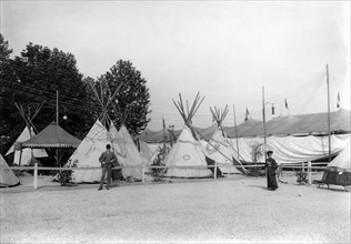 Photograph of the Wild West Show camp in 1905, on the champ de Mars, Paris.