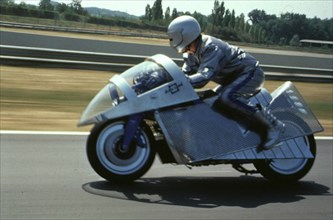 Futuristic motorcycle designs, by Alain Carré
