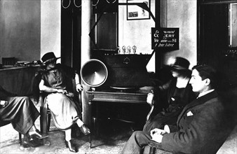Recording studio in 1923