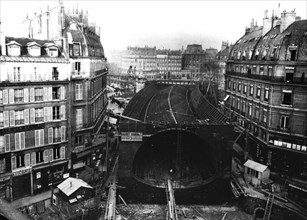 Metro, Assembly for the Cité station in Paris