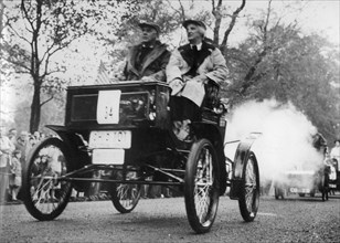 1899 locomobile during a race in 1959