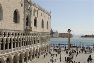 2009, colonne de la Piazzetta, palais des Doges, Piazzetta, Venise