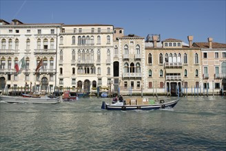 2009, bateau transport marchandises, façades, grand canal, Venise