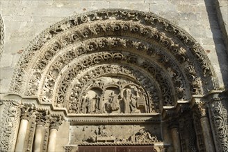 octobre 2009, église de Montréal, Montréal en basse Bourgogne