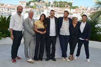 Photocall du film "Les Intranquilles", Festival de Cannes 2021