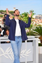 Photocall du film "L'abbé Pierre", Festival de Cannes 2023
