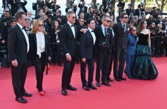 Montée des marches du film "Mastermind"