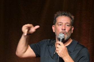 Festival d'Avignon OFF 2025 : "Showbiz"