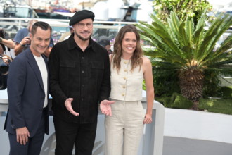 Photocall du film "Propeller One-Way Night Coach"