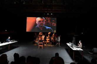 Festival d'Avignon IN 2026 : "Un procès - après l'ennemi du peuple"