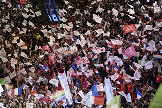 Meeting de François Hollande au Palais Omnisports de Paris Bercy