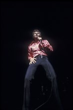 Johnny Hallyday sur la scène de l'Olympia