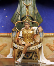 Alain Chabat (César) dans Astérix & Obélix : Mission Cléopâtre