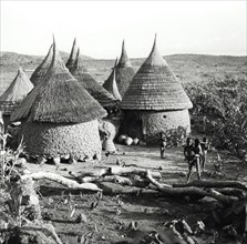 Village du pays Matakam, dans le nord du Cameroun