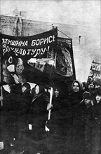 Manifestation de femmes soviétiques en 1930