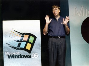 Bill Gates présente "Windows 95"