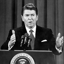 Ronald Reagan lors d'une conférence de presse, novembre 1981