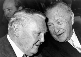 Ludwig Erhard et Konrad Adenauer