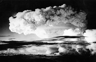Explosion of the first American hydrogen bomb, November 1952