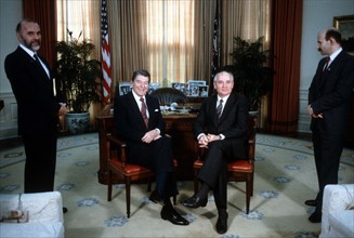 Ronald Reagan and Michael Gorbatchev in Washington