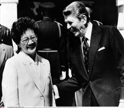 Corazon Aquino and Ronald Reagan (1986)