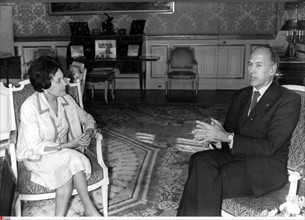 Hortensia Allende et Valéry Giscard d'Estaing à Paris, 1973