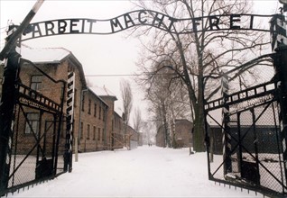 Portail d'entrée du mémorial d'Auschwitz