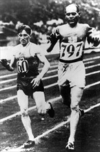 Paavo Nurmi aux jeux olympiques d'Amsterdam en 1928