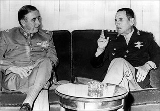 Augusto Pinochet et Juan Domingo Peron, 1974