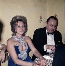 Barbara VALENTIN at the film ball in Munich in 1971