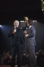 Curd JÜRGENS receives RTL Löwen, 1978