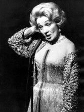 Marlene DIETRICH at a concert