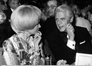 Liselotte PULVER and Conrad AHLERS, Frankfurt 1971