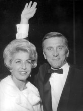 Kirk DOUGLAS with his wife Anne BUYDENS, 1966