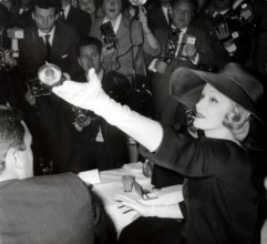 Marlene DIETRICH in Berlin