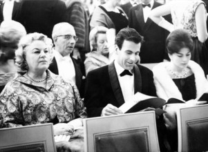Princess ESFANDIARY, Maximilian SCHELL and Princess Soraya ESFANDIARY, 1963
