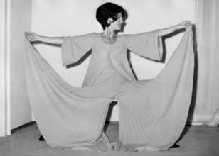 Petra SCHÜRMANN in a pants suit by Heinz Oestergaard, Munich 1969