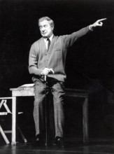 Dieter BORSCHE in dem Theaterstück 'Reise in die Welt meines Vaters', 1972
