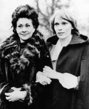 Mia FARROW and Joan PLOWRIGHT