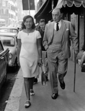 Erich Maria REMARQUE and Paulette GODDARD, 1965